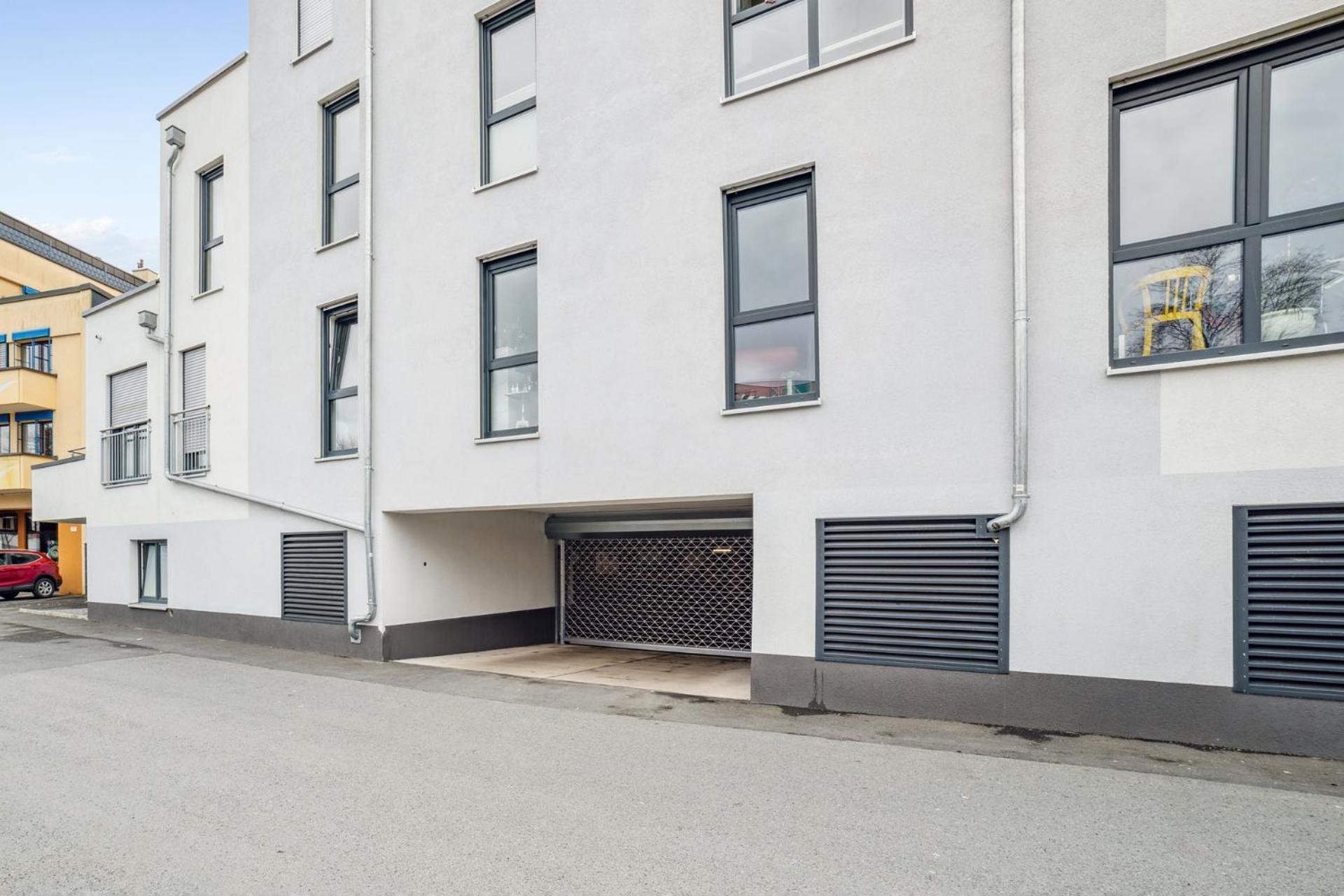 Sali Homes Elegant And Stylish Retreat In Heart Of Bayreuth, Close To River Eksteriør billede
