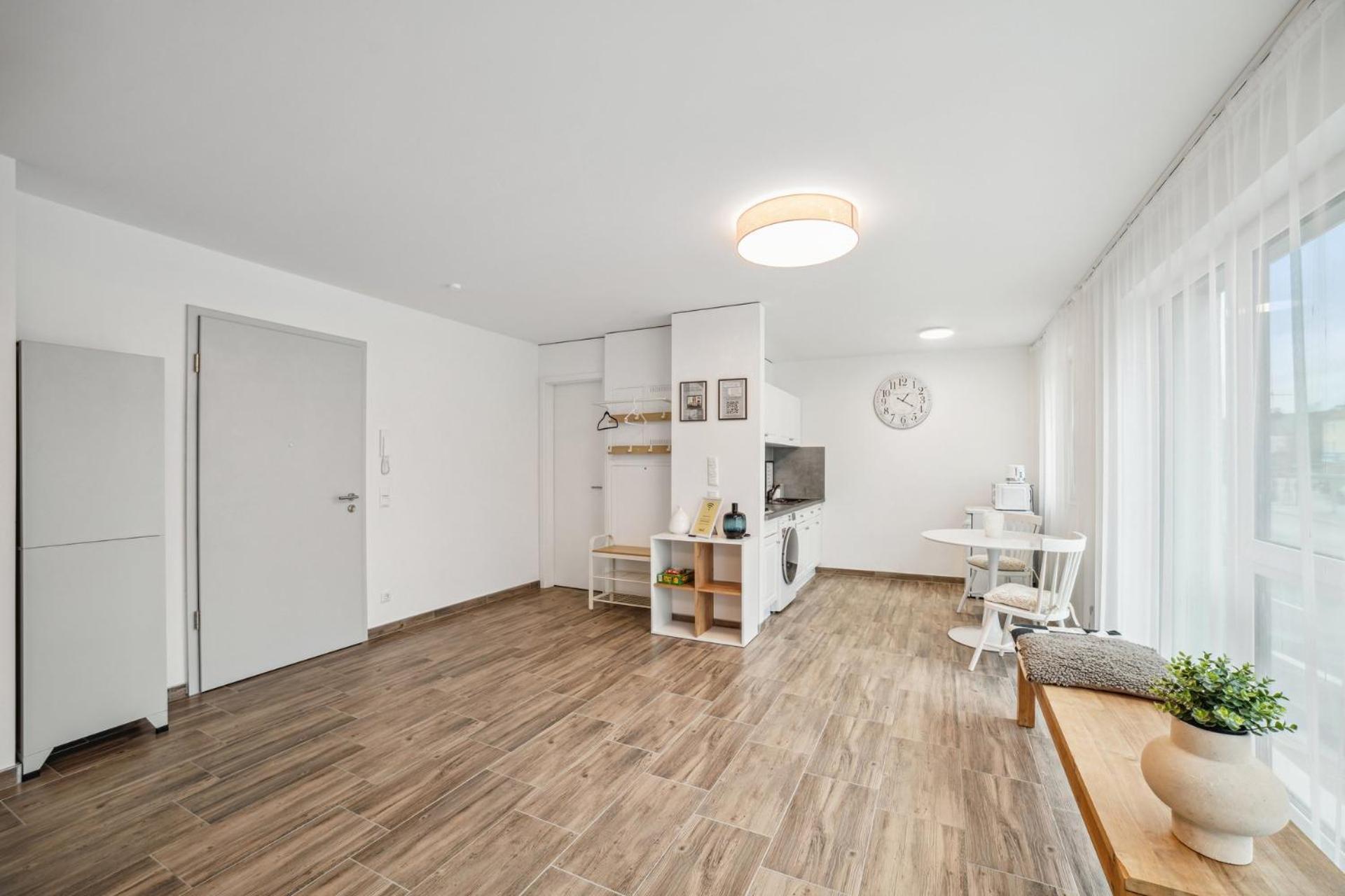Sali Homes Elegant And Stylish Retreat In Heart Of Bayreuth, Close To River Eksteriør billede